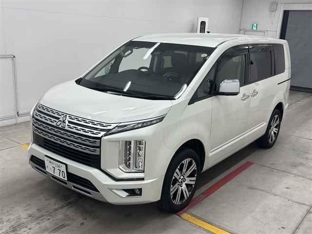Mitsubishi Delica D:5 2020