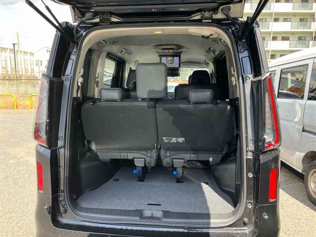 Nissan Serena 2023