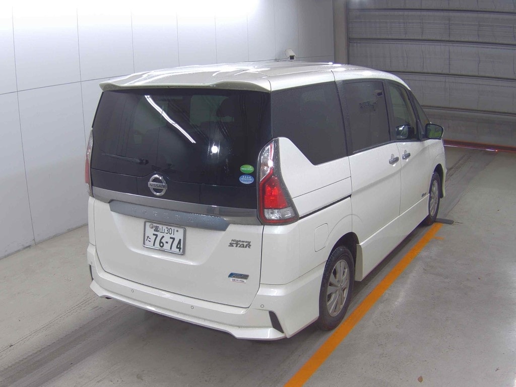 Nissan Serena 2018