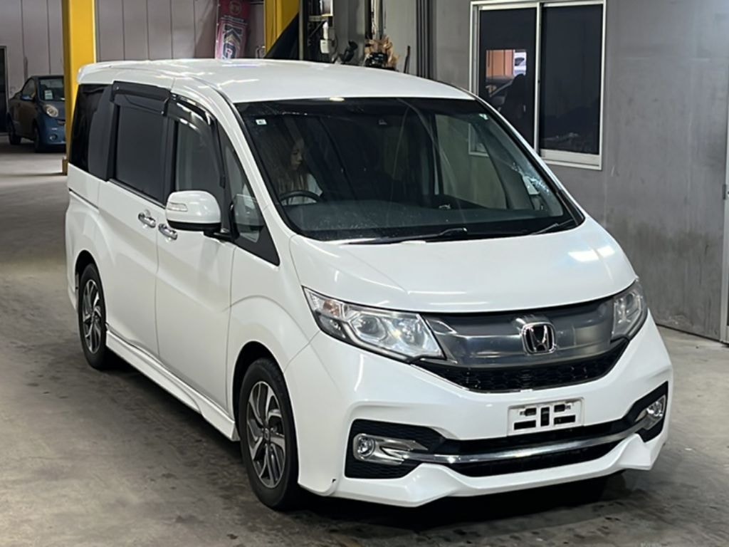 Honda Stepwgn Spada 2017