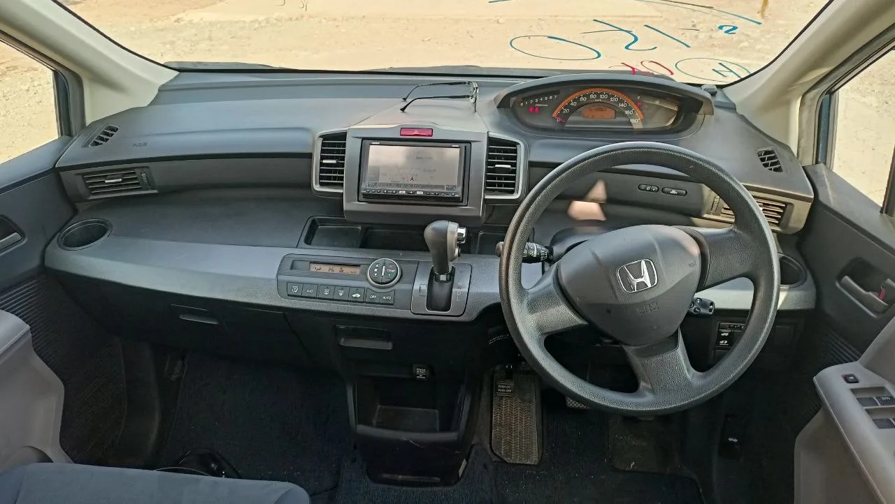 Honda Freed_history