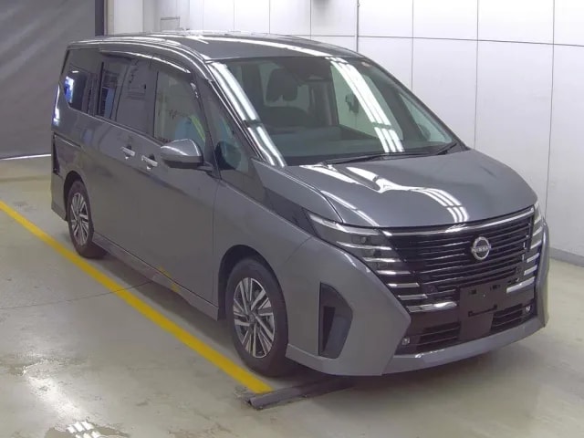 Nissan Serena 2023