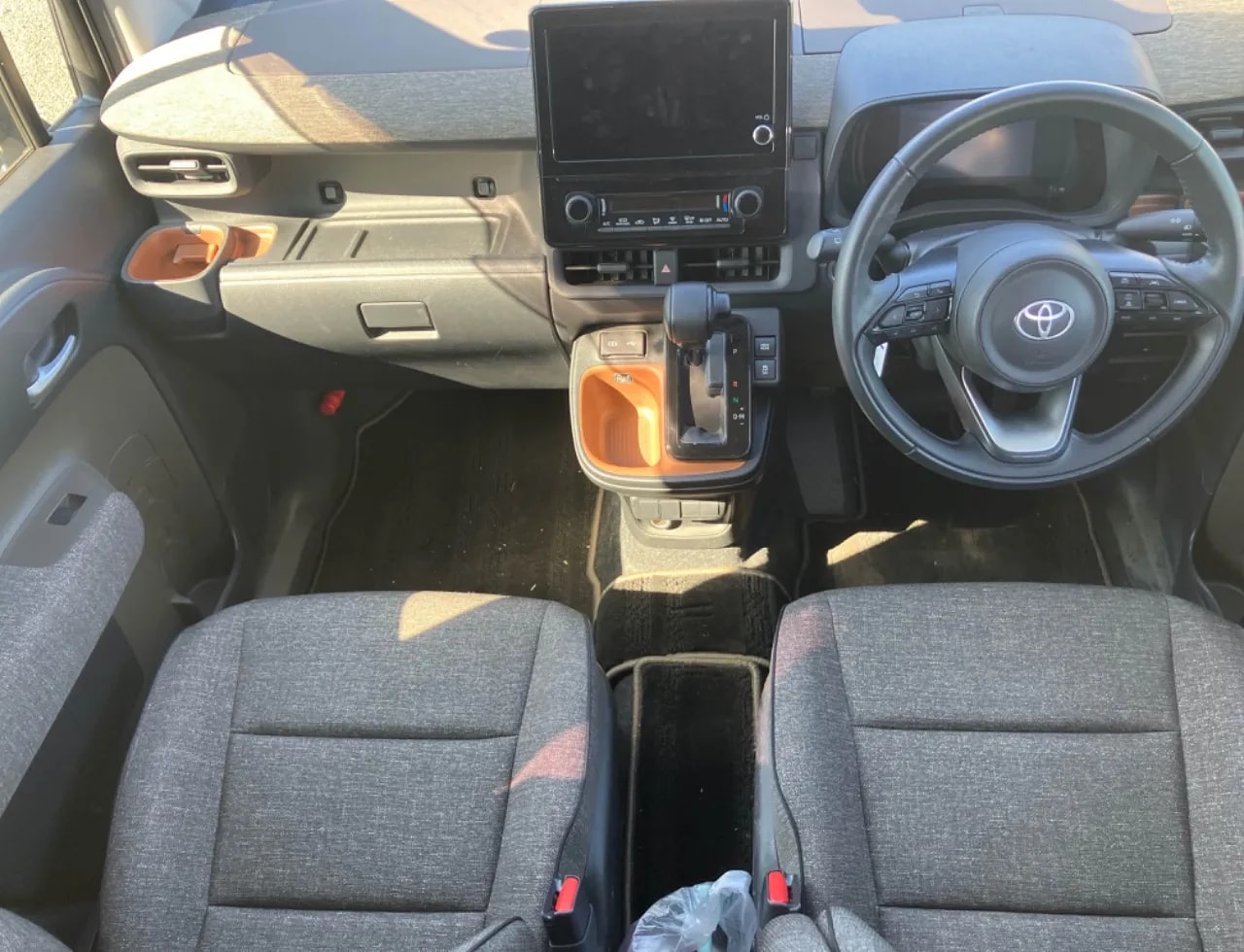 Toyota Sienta