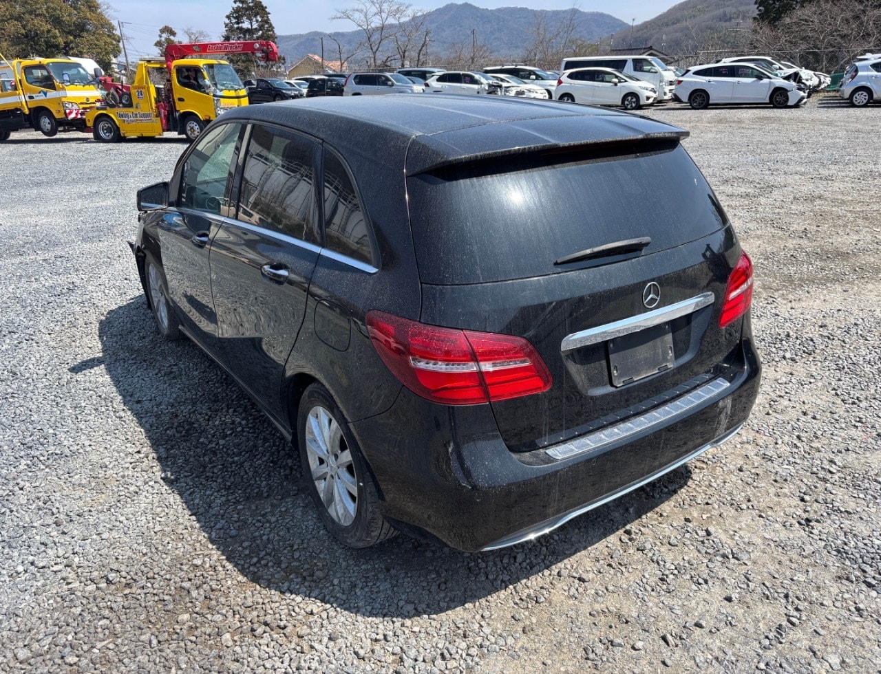 Mercedes Benz B Class 2015