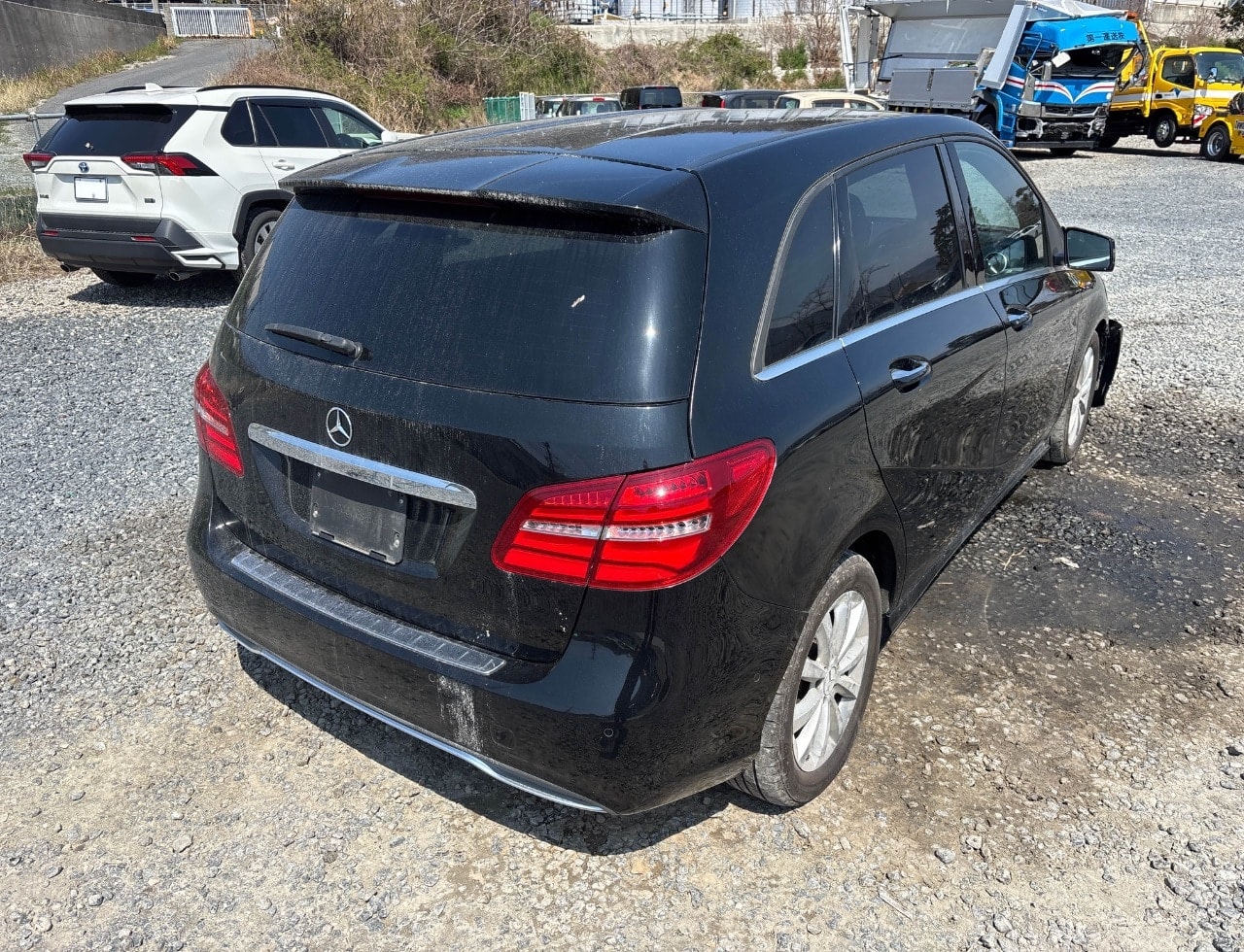 Mercedes Benz B Class 2015