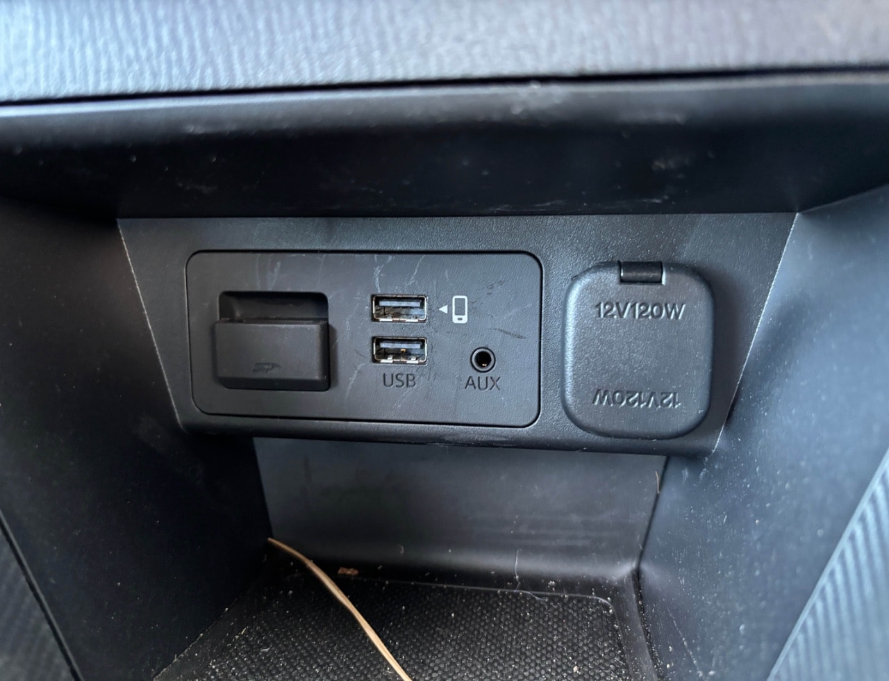 Mazda Mazda2 2025