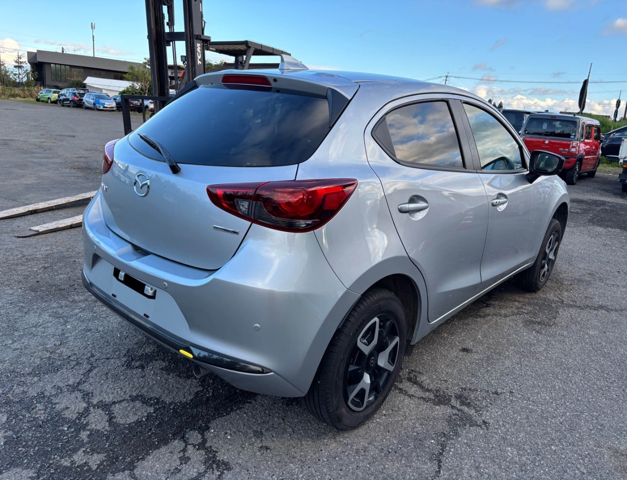 Mazda Mazda2 2025