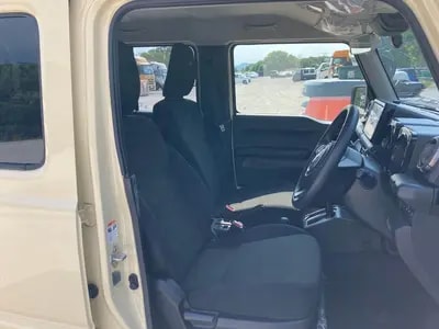 Suzuki Jimny Nomade 2025