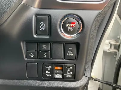 Toyota Voxy 2021