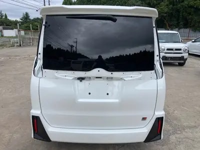 Toyota Voxy 2021
