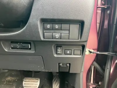 Nissan Roox 2023