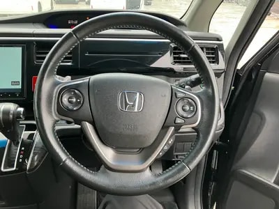 Honda Stepwagon Spada 2015