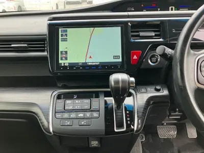 Honda Stepwagon Spada 2015