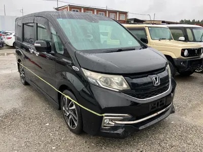 Honda Stepwagon Spada 2015