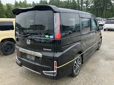 Honda Stepwagon Spada 2015