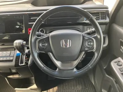 Honda Stepwagon Spada 2016