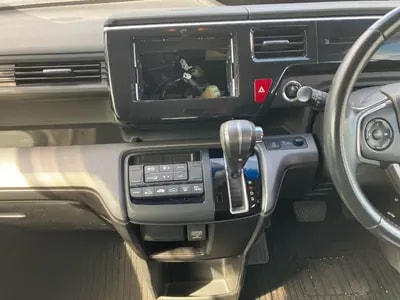 Honda Stepwagon Spada 2016