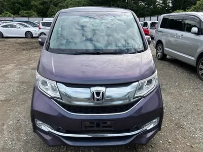 Honda Stepwagon Spada 2015