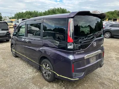 Honda Stepwagon Spada 2015