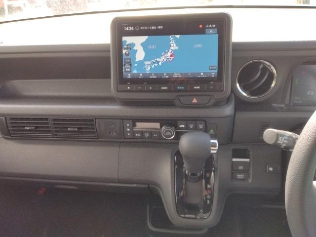Honda N-box Custom 2025