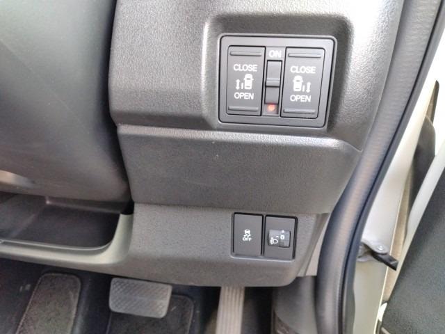 Honda N-box Custom 2025