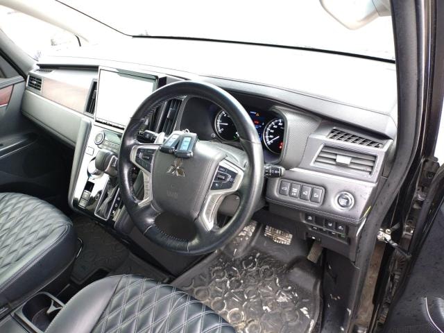 Mitsubishi Delica D:5 2021