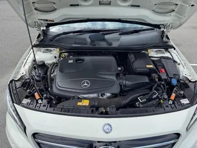 Mercedes Benz Gla-class 2016