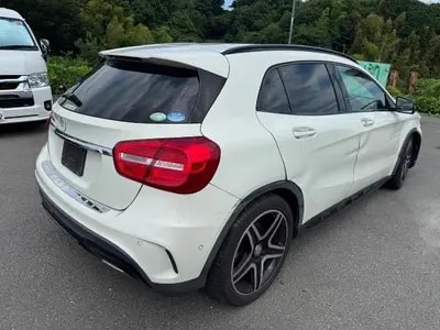 Mercedes Benz Gla-class 2016