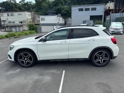 Mercedes Benz Gla-class 2016