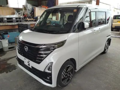 Nissan Roox 2023