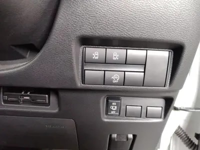 Nissan Roox 2023