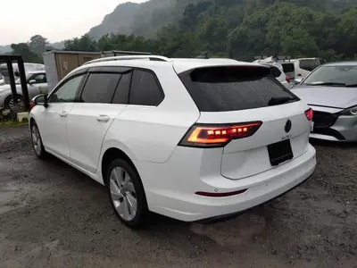 Volkswagen Golf Variant 2025