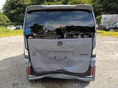 Honda N-box Custom 2024