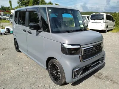 Honda N-box Custom 2024