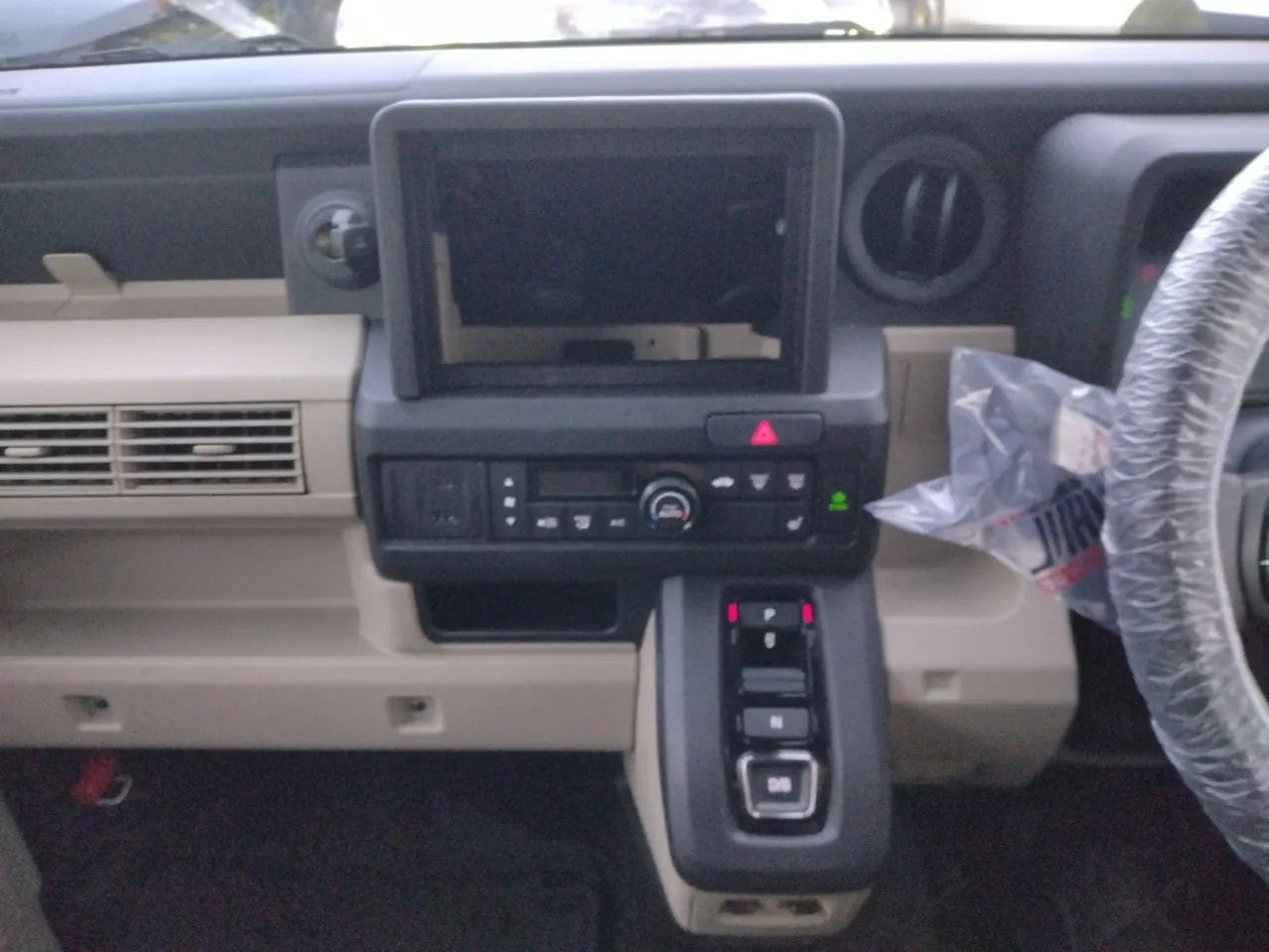 Honda N-van E: 2024