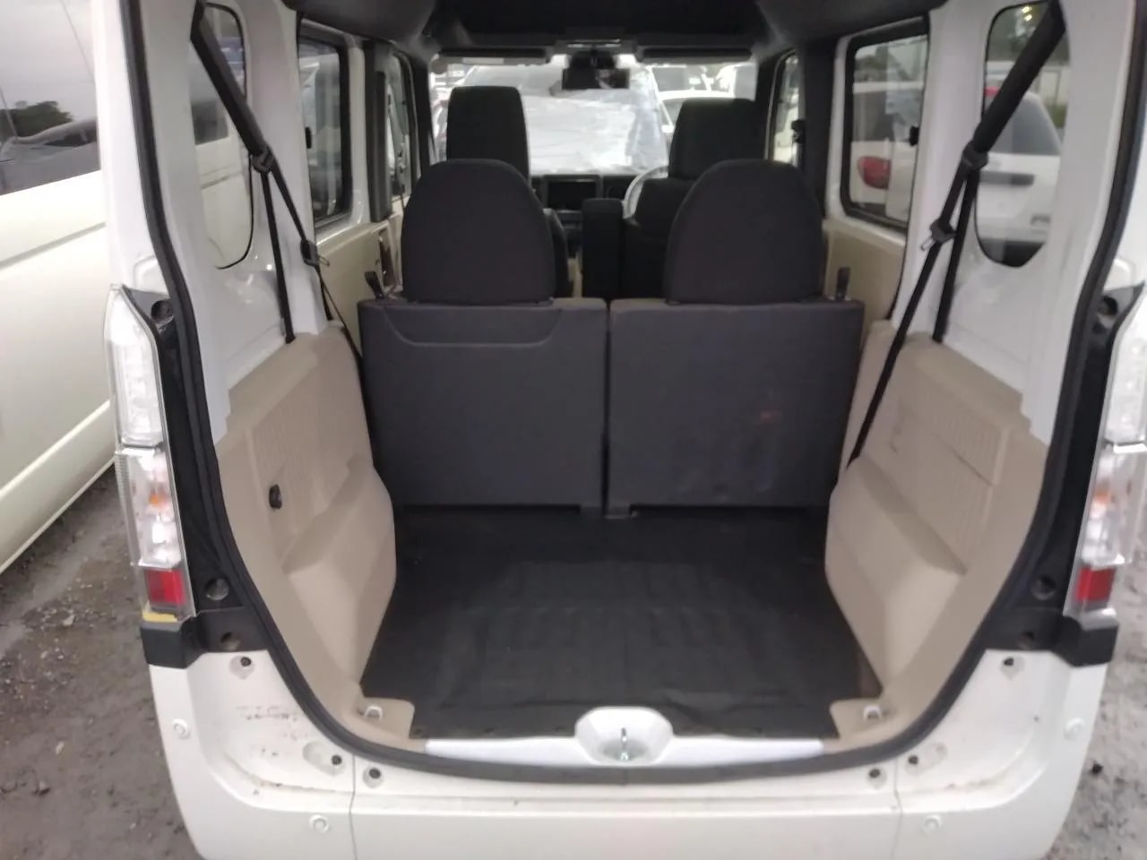Honda N-van E: 2024