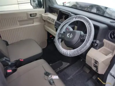 Honda N-van E: 2024