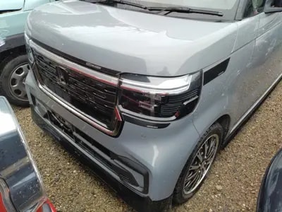 Honda N-box Custom 2024