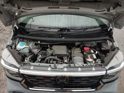 Honda N-box Custom 2024