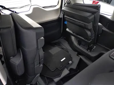 Nissan Serena 2025