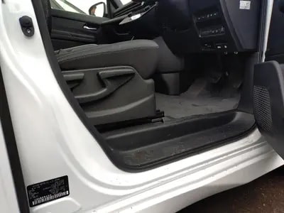 Nissan Serena 2025