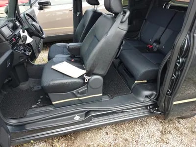 Daihatsu Tanto 2025