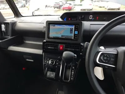 Daihatsu Tanto 2025