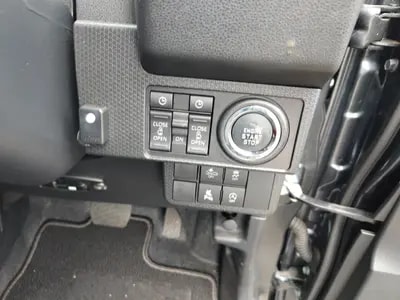 Daihatsu Tanto 2025