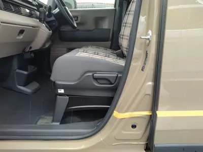Honda N-box Joy 2025