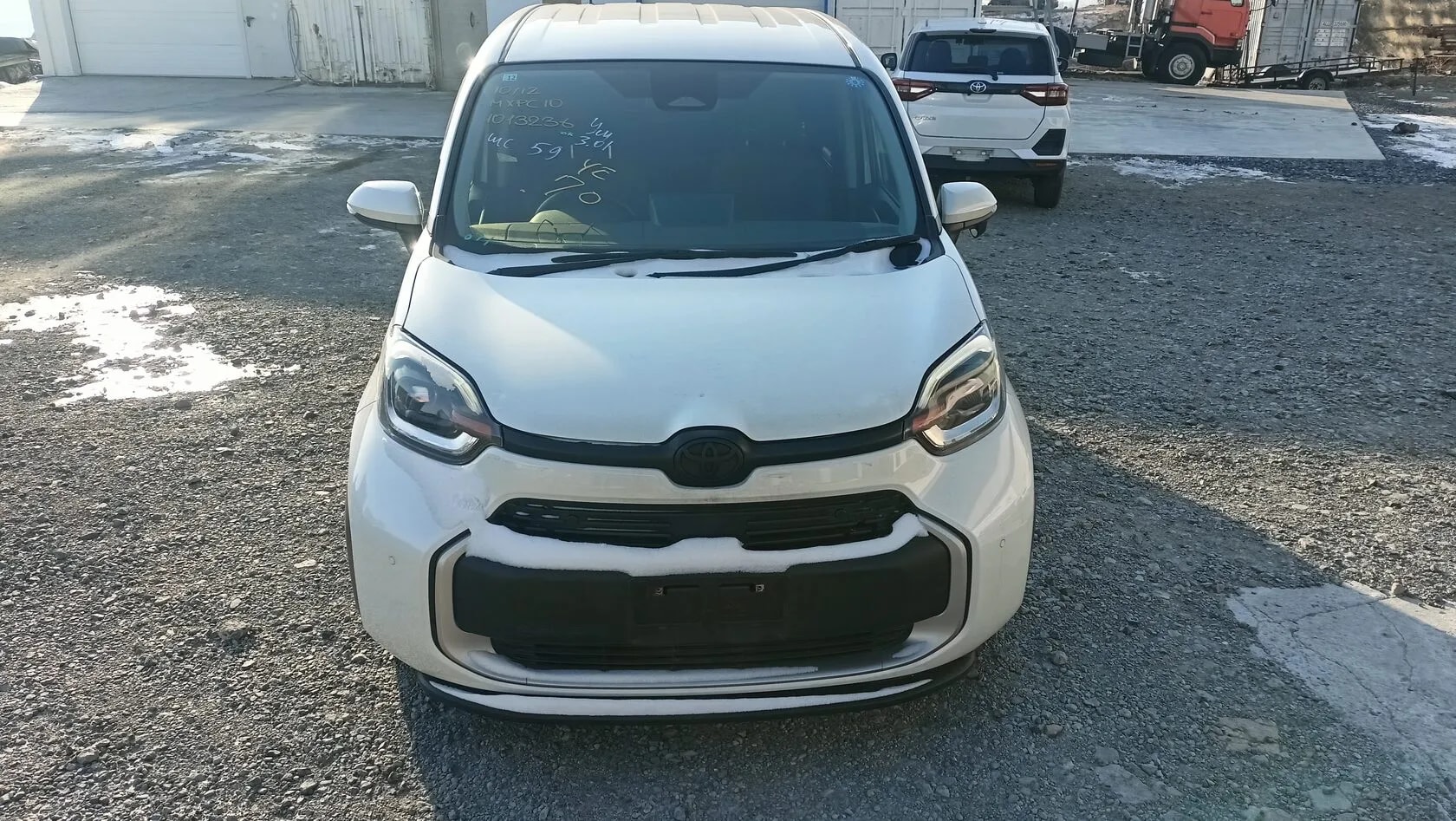 Toyota Sienta_history