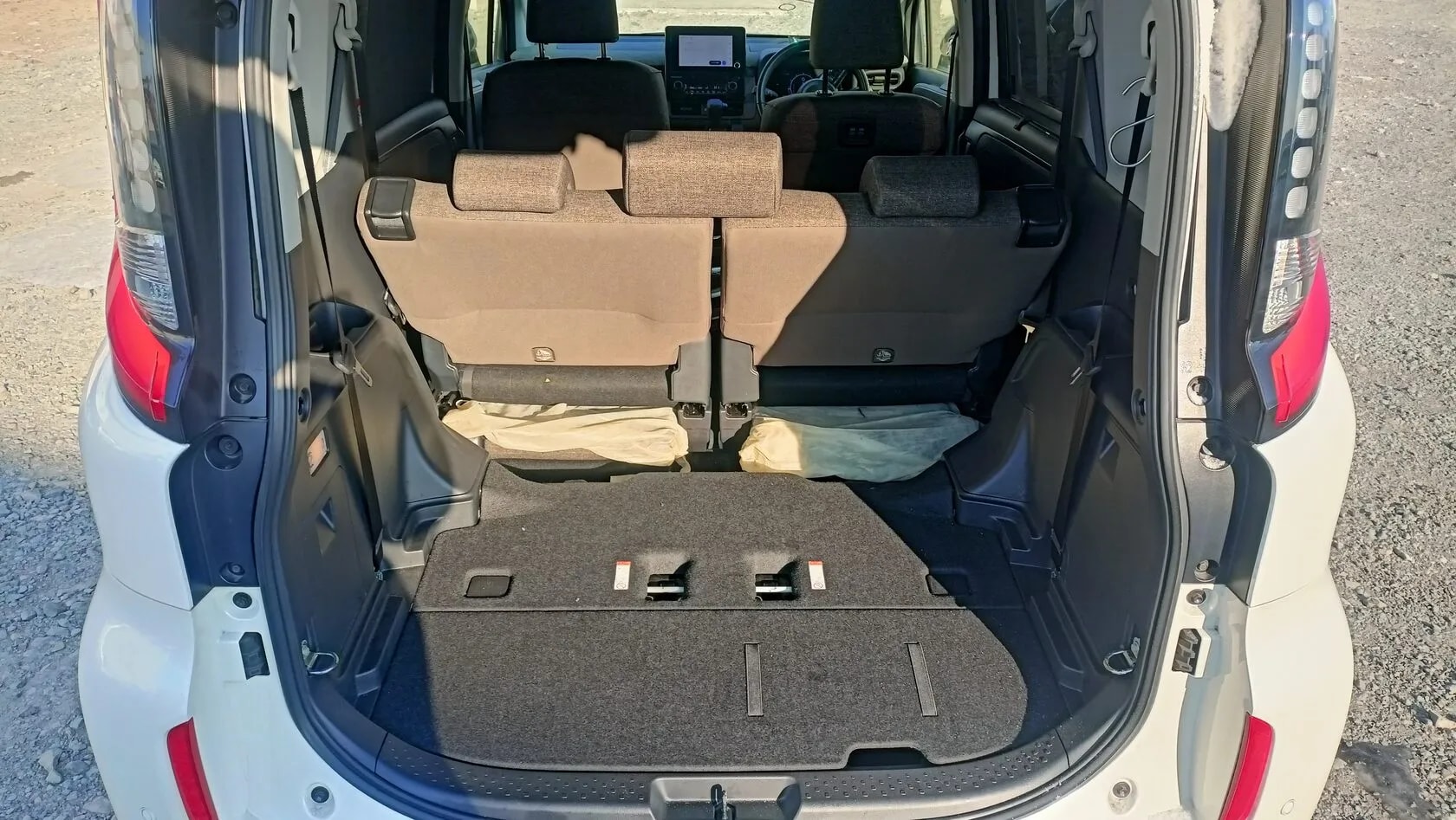 Toyota Sienta_history
