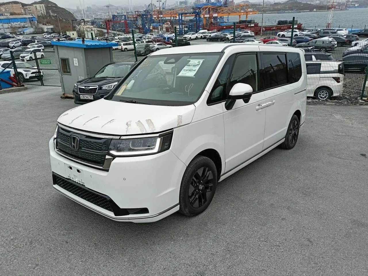 Honda StepWGN 4WD_history