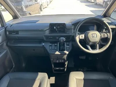 Honda StepWGN 4WD