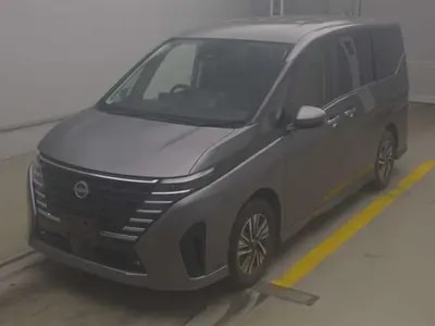 Nissan Serena 2023